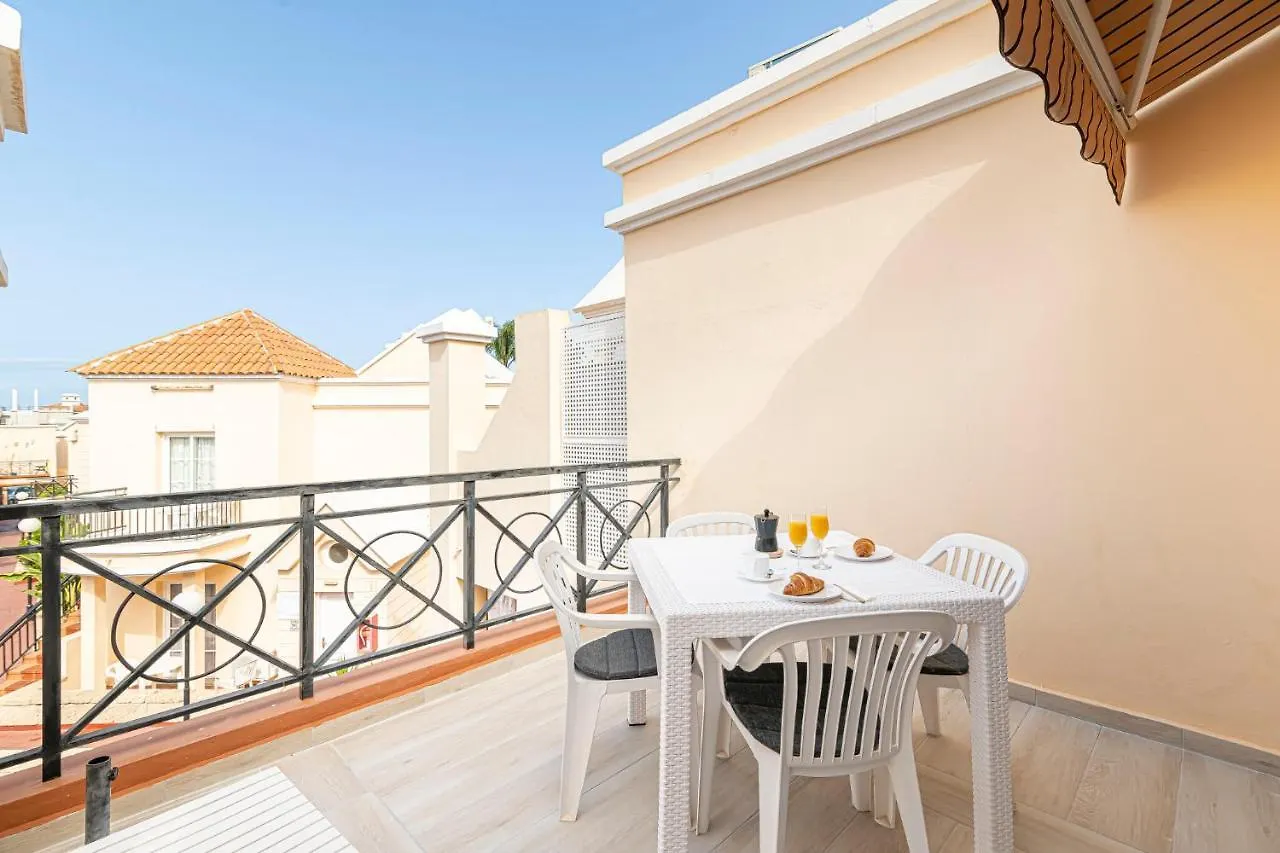 Sunshine Holidays Home , Playa De Fanabe Costa Adeje  Costa Adeje (Tenerife)